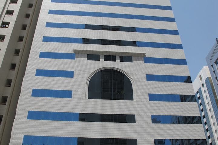 Uptown Hotel Apartments Abu Dhabi by Gewan photo 4