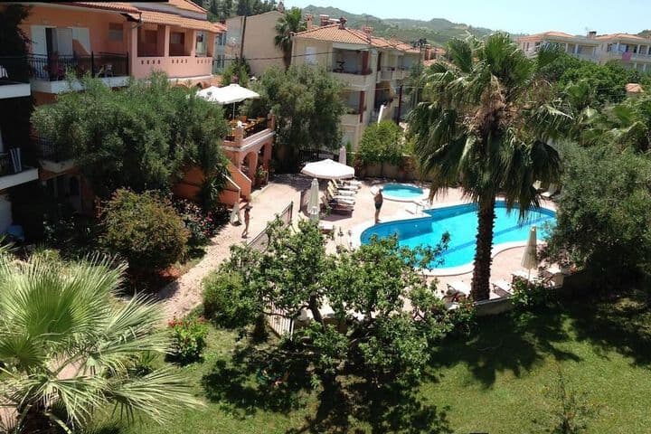 Aloni Hotel photo 1