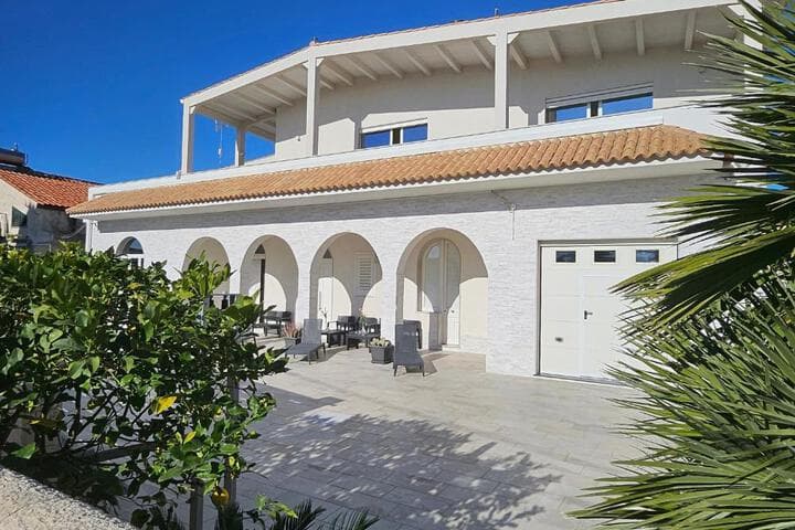 Villa ANNY photo 2