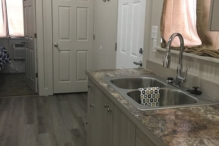 The Mini Homes with CB&M photo 2