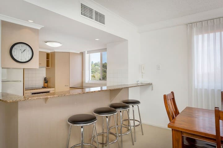 Kirra Beach Apartments photo 4