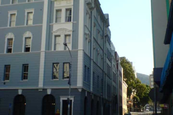Glaston House 206 Apartment photo 2