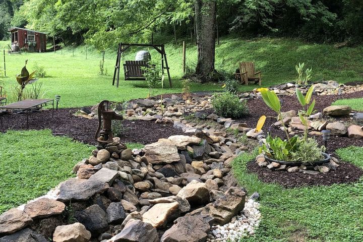 The Ashe Farm Bed & Breakfast photo 5