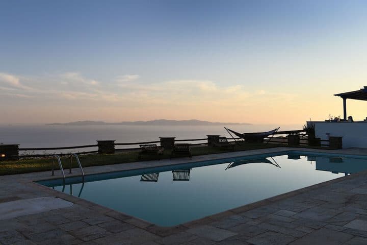Arnados destination view