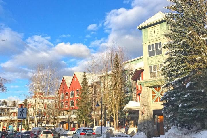 Whistler Town Plaza by Latour Hotels&Resorts photo 3