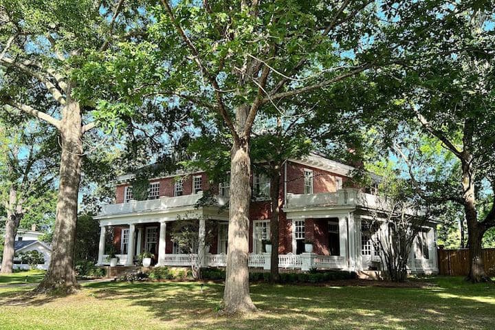Huffman Manor Inn photo 5