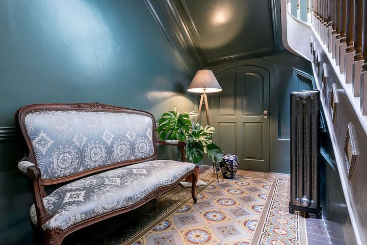 Charm Palace photo 5