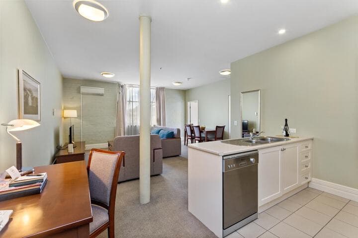 Launceston Central Apartment Hotel photo 4