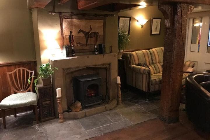 Black Lion Hotel photo 2