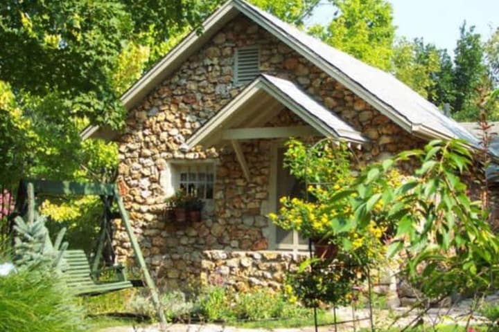 Rock Cottage Gardens B&B photo 2