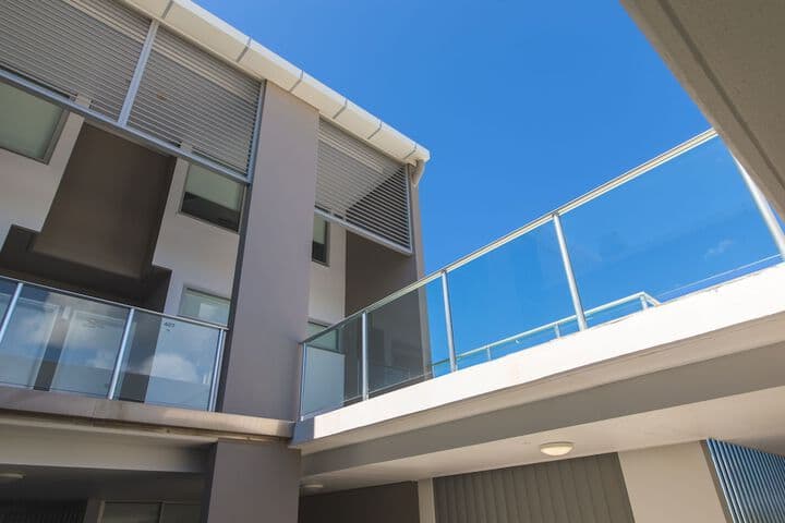 Echelon Apartments photo 2