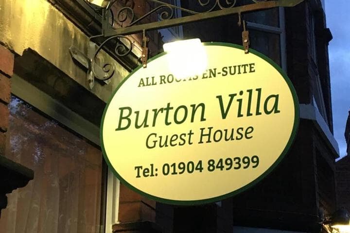 Burton Villa Guest House photo 4