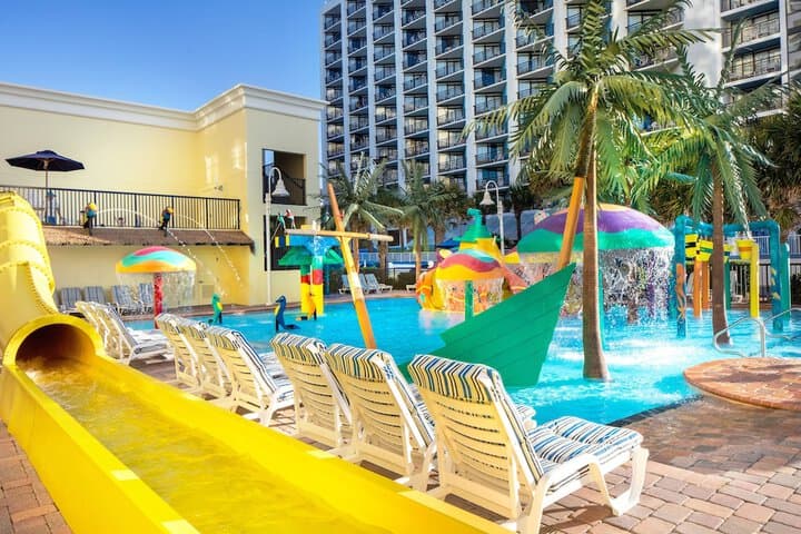 Sea Crest Oceanfront Resort photo 2