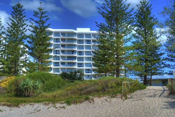 Solnamara Beachfront Apartments photo 3