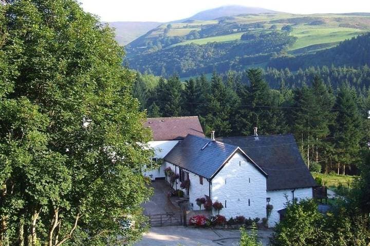 Corwen destination view
