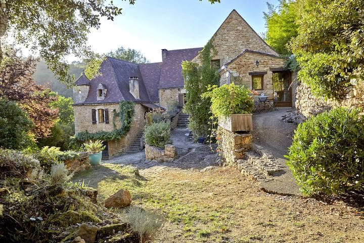 La Maison Bleue photo 1