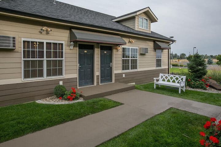 Stratford Suites photo 4
