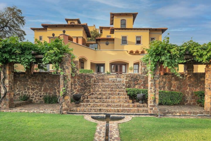 Castello di Monte photo 5