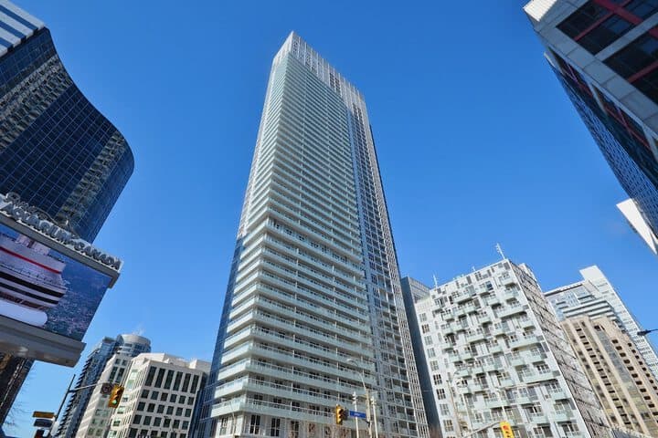 Atlas Suites CN Tower & Convention Centre Furnished Apart photo 2