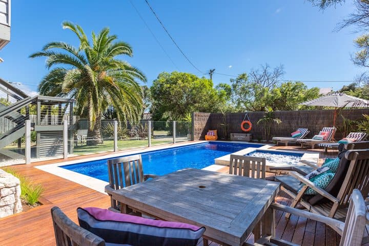 Front Beach House photo 2