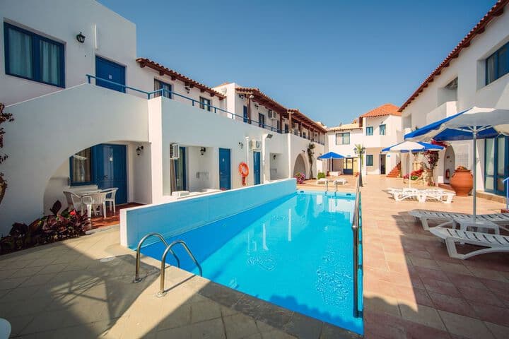 Iliana Hotel photo 2