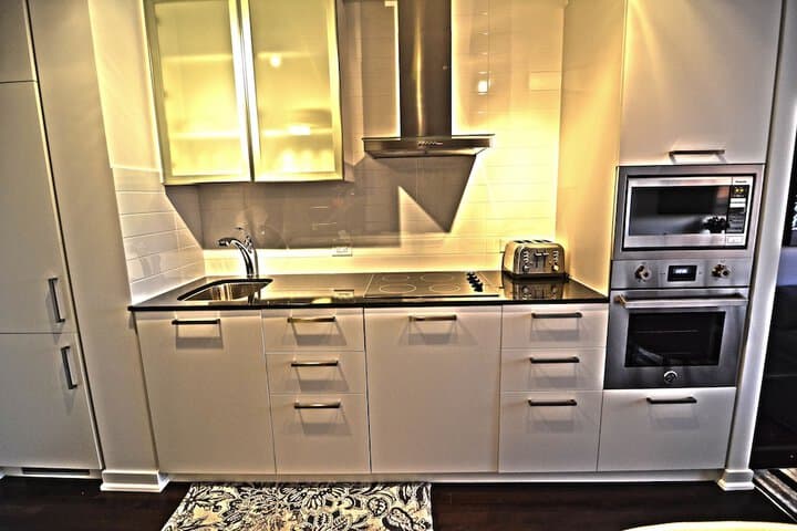 Toronto Escape Onyx Suite photo 3