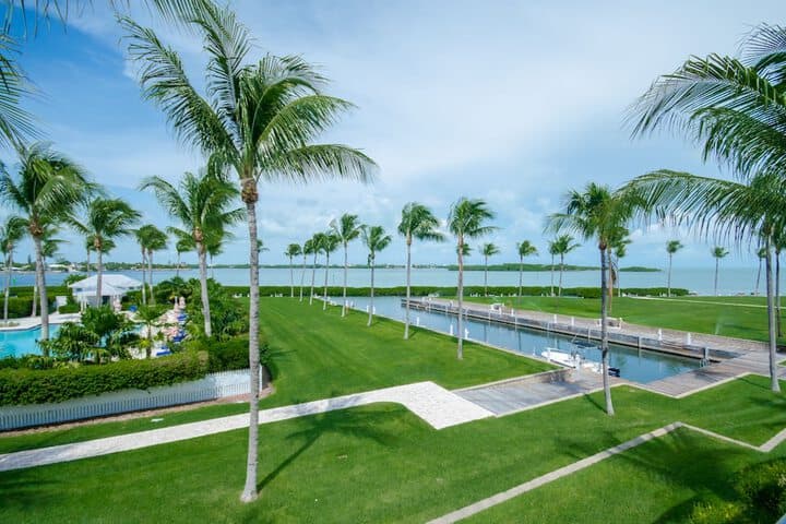 Coury destination view