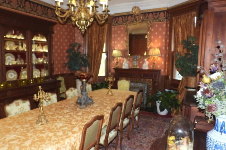 Johnstone Mansion photo 2
