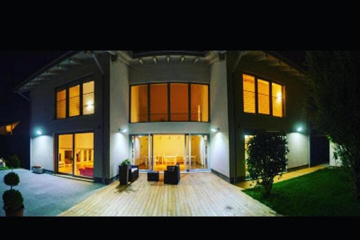Wooden house photo 2