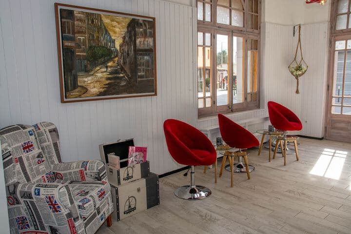 Hostal Emporda photo 3