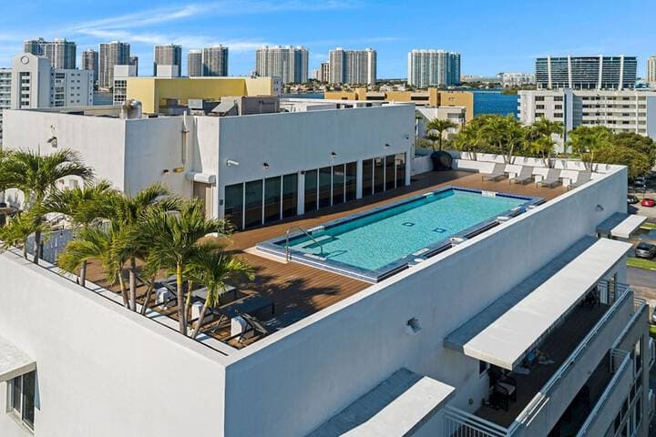 Roami at Sunny Isles photo 5