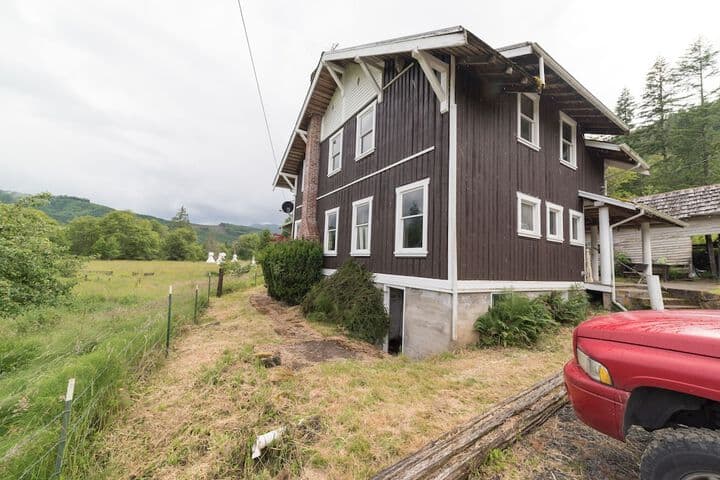 Mt. Rainier Ranch photo 2