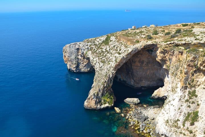 Bay View Apartment by Getaways Malta photo 5