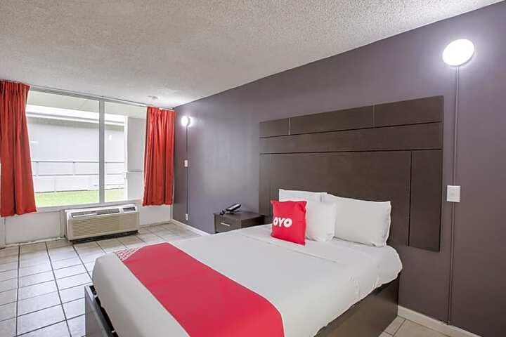 Travelodge by Wyndham Baton Rouge East photo 3