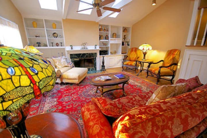 Cedar Crest Inn photo 2