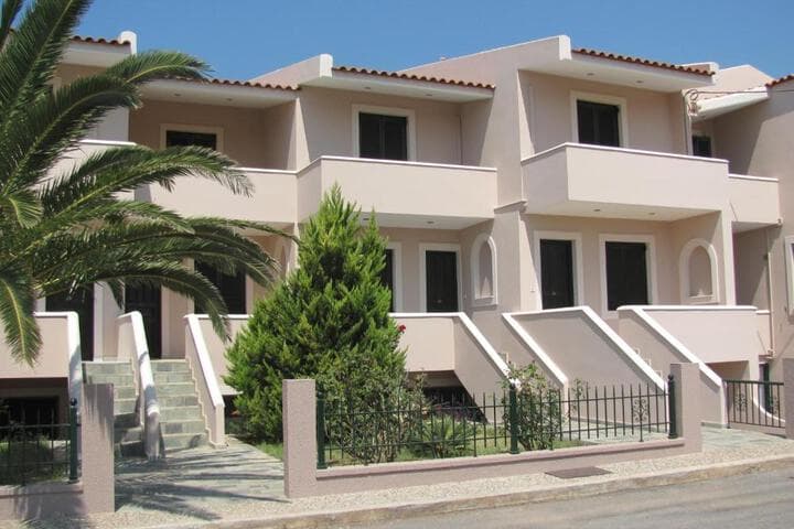 Lakonia Bay Apartments photo 5