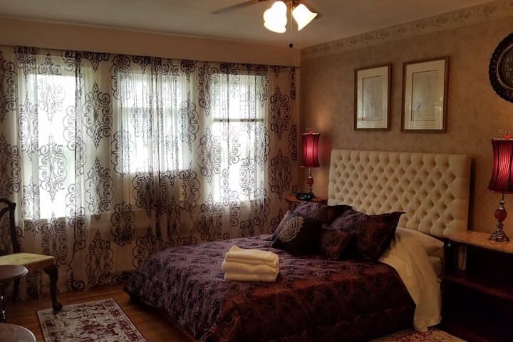 Natalie House Boston photo 5