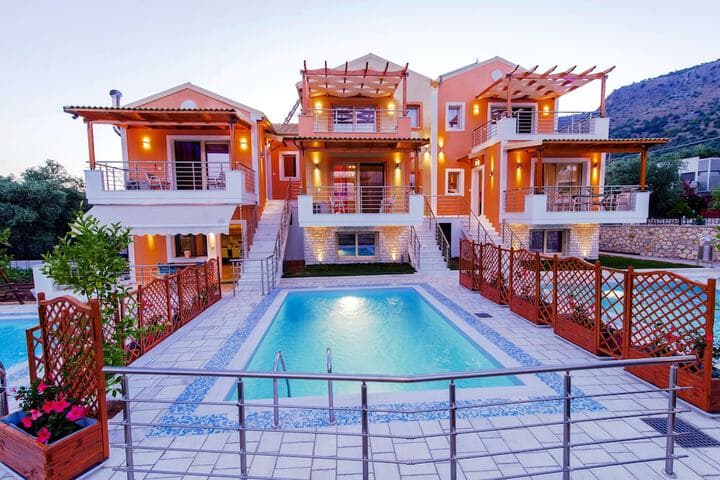 All Saints Villas photo 2