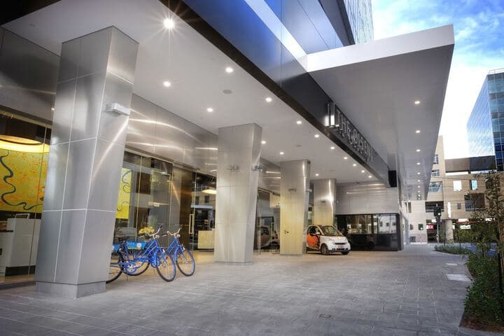 The Olsen Melbourne – Art Series photo 4