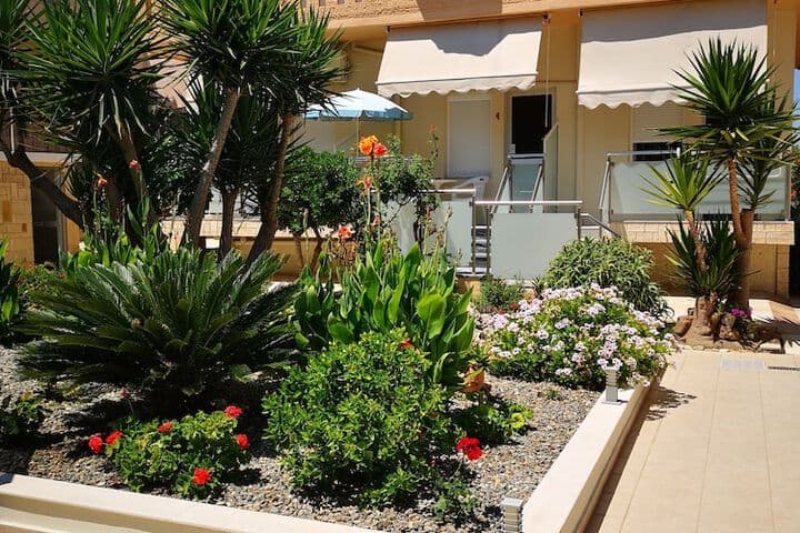 Nicolas Studios & Apartments photo 3