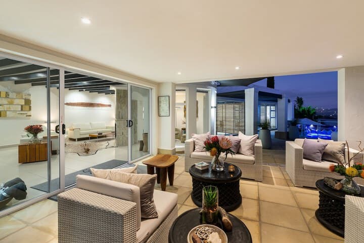 Villa Afrikana Guest Suites photo 2