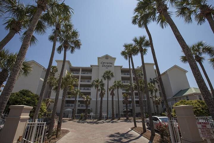 Crystal Dunes Beach Resort by Panhandle Getaways photo 5