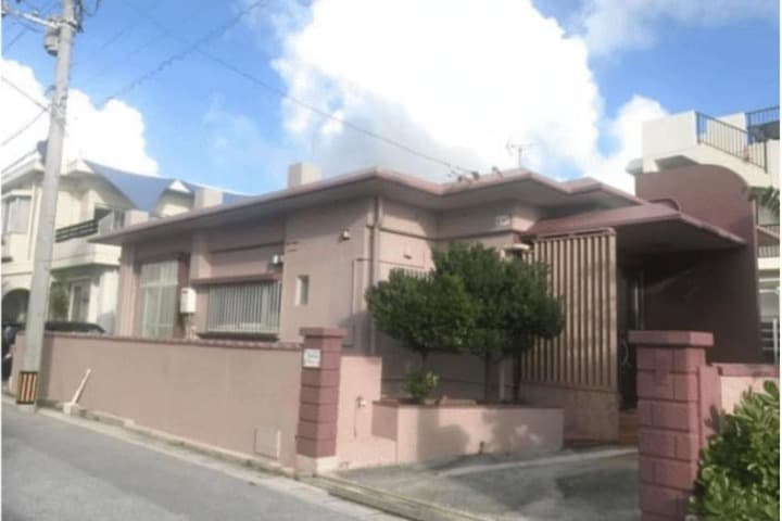 Purple House photo 2