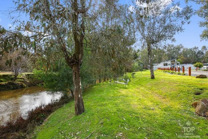 Yea Riverside Caravan Park photo 3