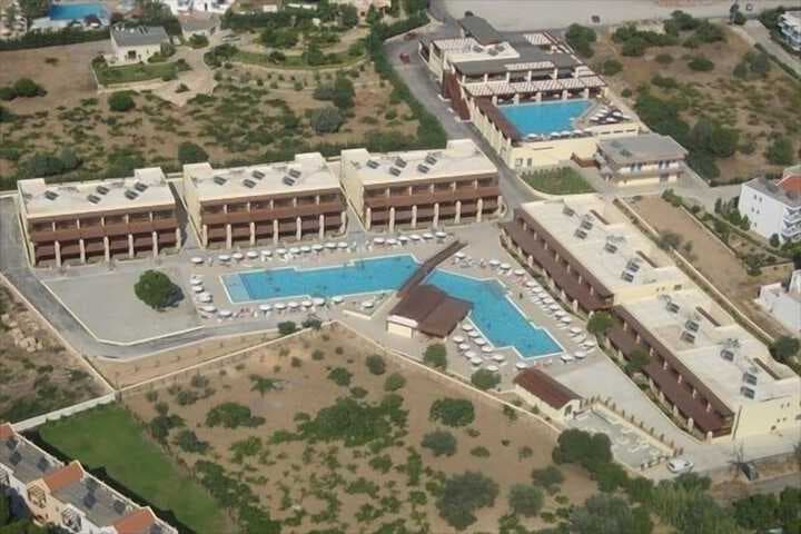 Island Blue Hotel photo 5