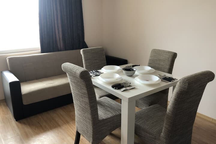 Palace Deluxe Hotel photo 2