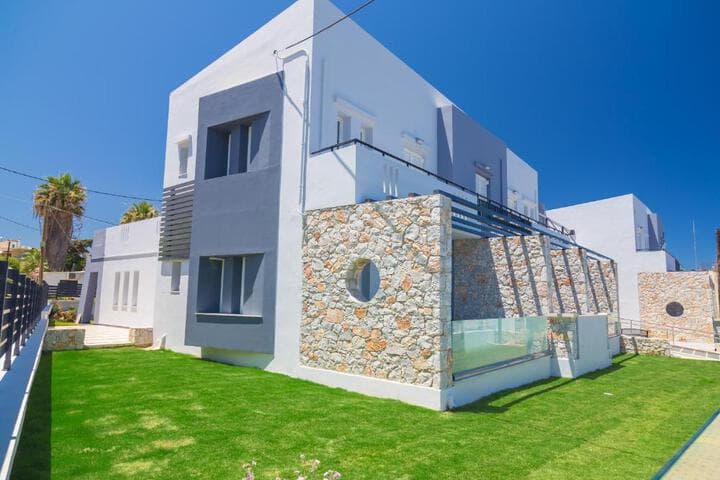 Nontas suites photo 1