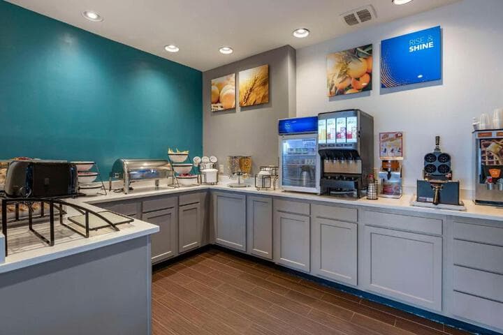 Comfort Inn Plainfield Indianapolis Airport photo 2