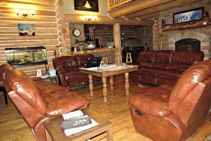 Teton Hostel HideAway photo 5