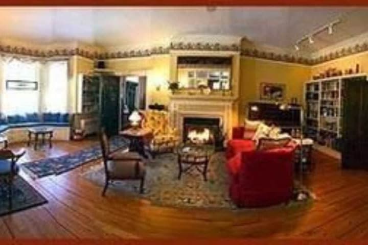Brook Farm Inn photo 4